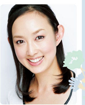 モデル 前田 麻衣子さん