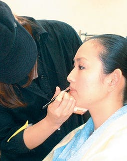 モデル 前田 麻衣子さん