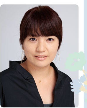 ヘア＆メイクアップアーティスト 酒井 真弓さん