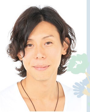 メイクアップアーティスト SATO RYOさん