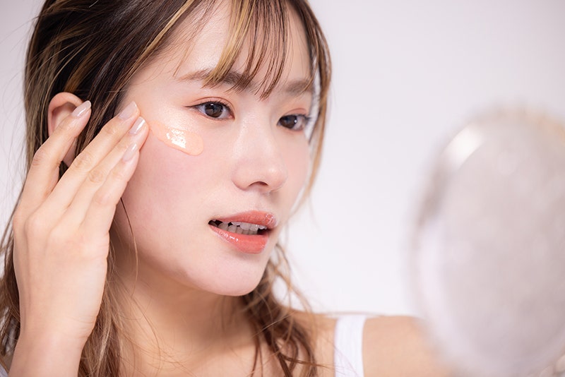 BBクリームとは？CCクリーム・ファンデーションとの違いと使い方